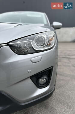 Позашляховик / Кросовер Mazda CX-5 2013 в 
