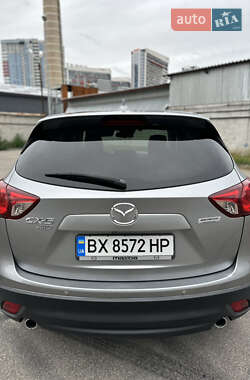 Позашляховик / Кросовер Mazda CX-5 2013 в 