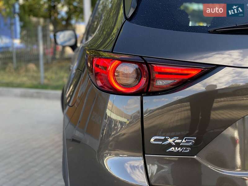 Позашляховик / Кросовер Mazda CX-5 2018 в Дніпрі