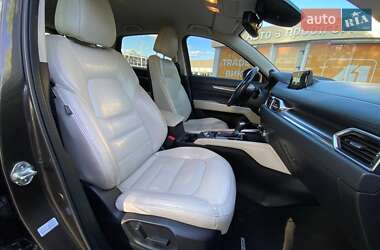 Позашляховик / Кросовер Mazda CX-5 2018 в 