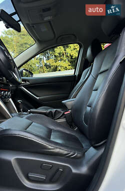 Позашляховик / Кросовер Mazda CX-5 2012 в 