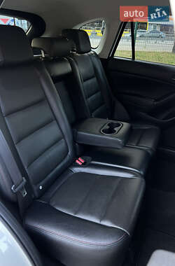 Позашляховик / Кросовер Mazda CX-5 2012 в 