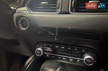 Позашляховик / Кросовер Mazda CX-5 2021 в 