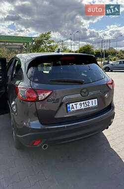 Позашляховик / Кросовер Mazda CX-5 2014 в 