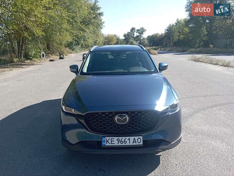 Позашляховик / Кросовер Mazda CX-5 2023 в 
