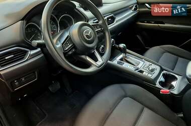 Позашляховик / Кросовер Mazda CX-5 2017 в 