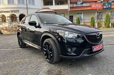 Внедорожник / Кроссовер Mazda CX-5 2015 в Золочеве
