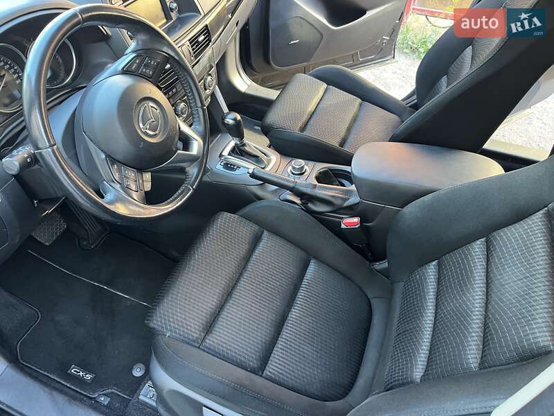Позашляховик / Кросовер Mazda CX-5 2015 в Золочеві
