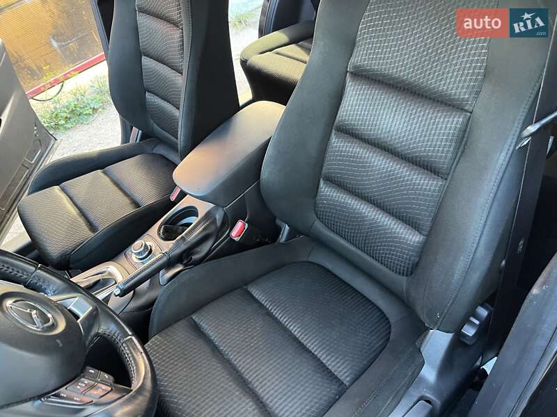 Позашляховик / Кросовер Mazda CX-5 2015 в Золочеві