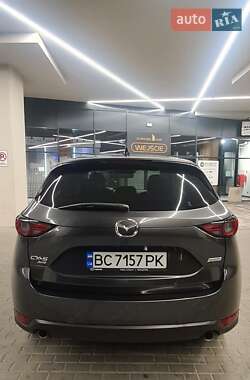 Внедорожник / Кроссовер Mazda CX-5 2017 в 