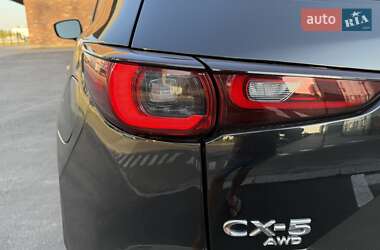 Позашляховик / Кросовер Mazda CX-5 2022 в 