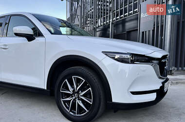 Позашляховик / Кросовер Mazda CX-5 2017 в 