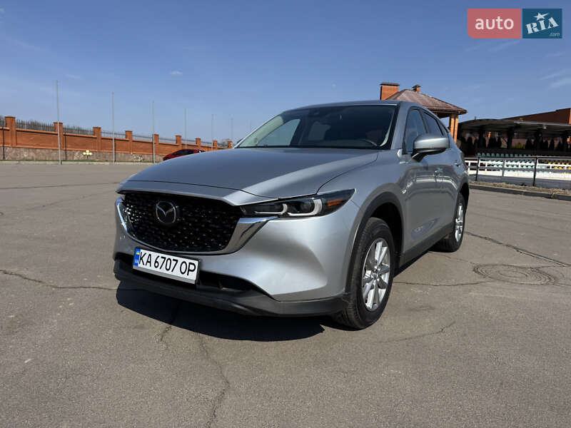 Позашляховик / Кросовер Mazda CX-5 2023 в 