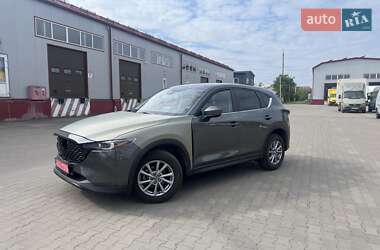 Позашляховик / Кросовер Mazda CX-5 2022 в 