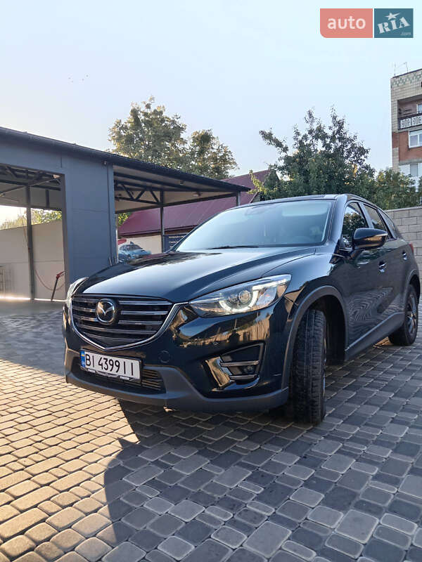 Позашляховик / Кросовер Mazda CX-5 2016 в 