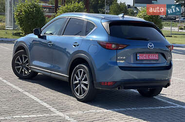 Позашляховик / Кросовер Mazda CX-5 2018 в 