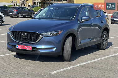 Позашляховик / Кросовер Mazda CX-5 2018 в 