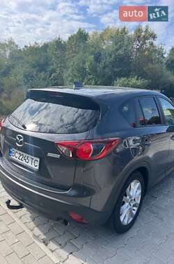 Позашляховик / Кросовер Mazda CX-5 2014 в 