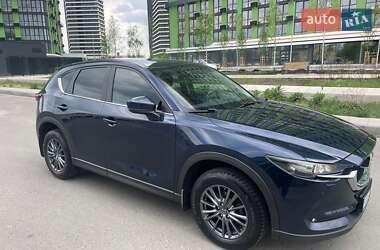 Позашляховик / Кросовер Mazda CX-5 2020 в 