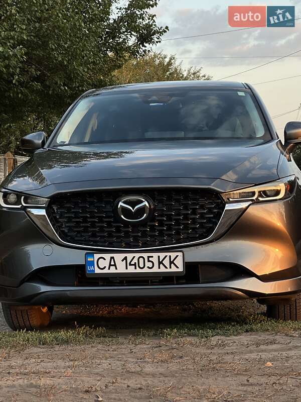 Позашляховик / Кросовер Mazda CX-5 2024 в 