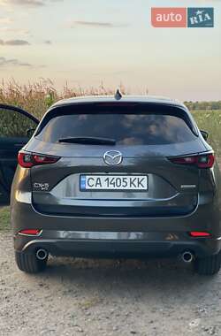 Позашляховик / Кросовер Mazda CX-5 2024 в 