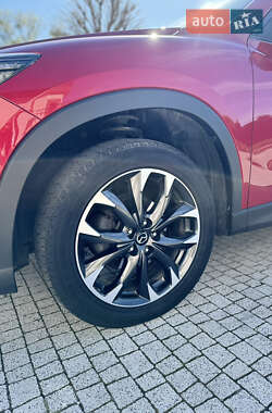 Внедорожник / Кроссовер Mazda CX-5 2015 в 
