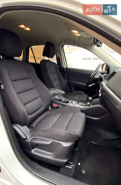 Внедорожник / Кроссовер Mazda CX-5 2016 в 