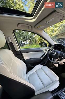 Позашляховик / Кросовер Mazda CX-5 2016 в 