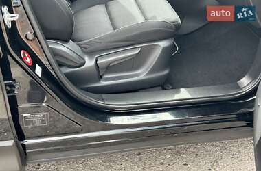 Позашляховик / Кросовер Mazda CX-5 2015 в 