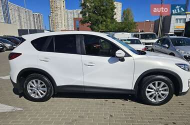 Позашляховик / Кросовер Mazda CX-5 2017 в 