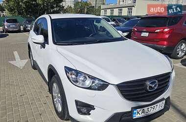 Позашляховик / Кросовер Mazda CX-5 2017 в 