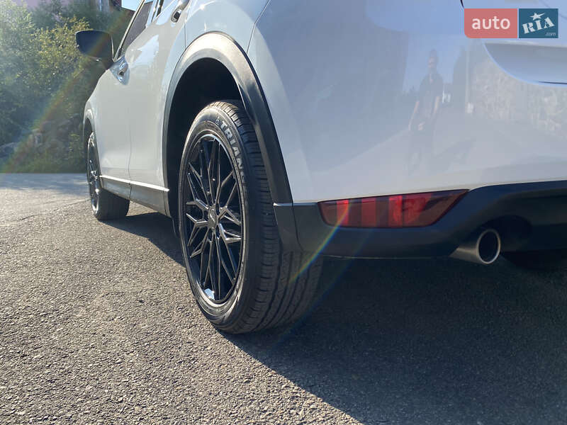 Внедорожник / Кроссовер Mazda CX-5 2018 в Самборе