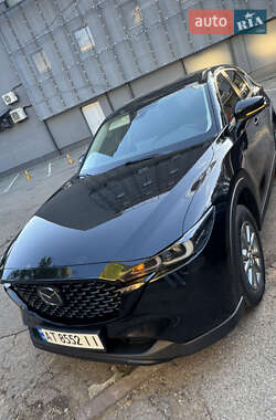 Позашляховик / Кросовер Mazda CX-5 2023 в 