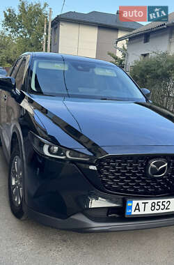Позашляховик / Кросовер Mazda CX-5 2023 в 