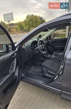 Позашляховик / Кросовер Mazda CX-5 2015 в 
