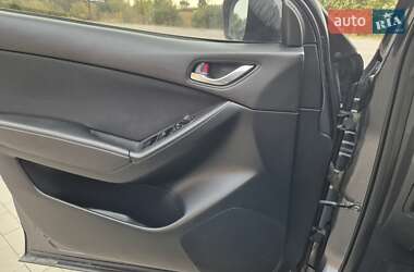 Позашляховик / Кросовер Mazda CX-5 2015 в 