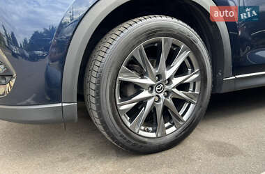 Позашляховик / Кросовер Mazda CX-5 2021 в 
