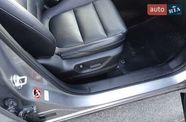 Позашляховик / Кросовер Mazda CX-5 2014 в 