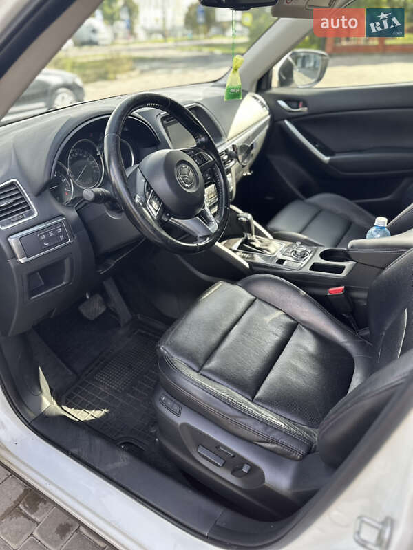 Позашляховик / Кросовер Mazda CX-5 2015 в Луцьку