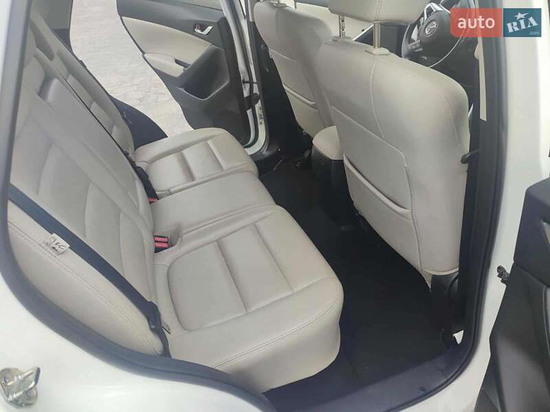 Внедорожник / Кроссовер Mazda CX-5 2013 в Баре