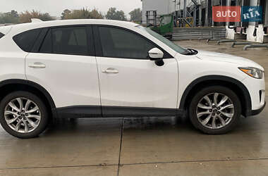Позашляховик / Кросовер Mazda CX-5 2014 в 