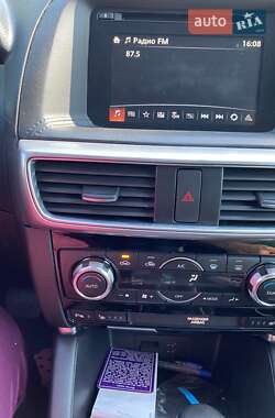 Позашляховик / Кросовер Mazda CX-5 2016 в 