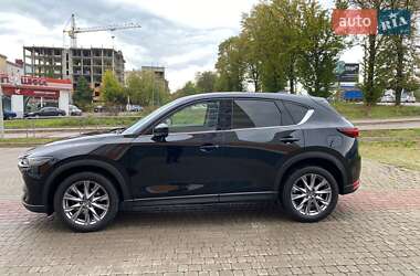 Позашляховик / Кросовер Mazda CX-5 2020 в 