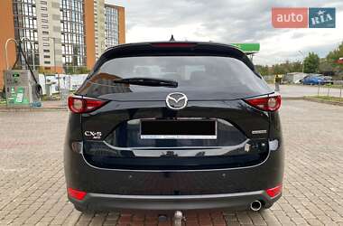 Позашляховик / Кросовер Mazda CX-5 2020 в 