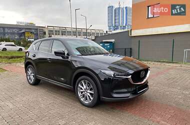 Позашляховик / Кросовер Mazda CX-5 2020 в 