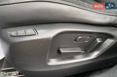 Позашляховик / Кросовер Mazda CX-5 2020 в 