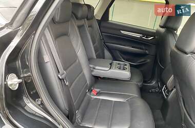 Позашляховик / Кросовер Mazda CX-5 2020 в 