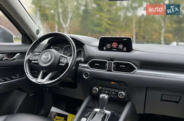 Позашляховик / Кросовер Mazda CX-5 2018 в 