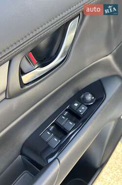 Позашляховик / Кросовер Mazda CX-5 2021 в 