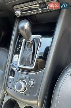 Позашляховик / Кросовер Mazda CX-5 2021 в 
